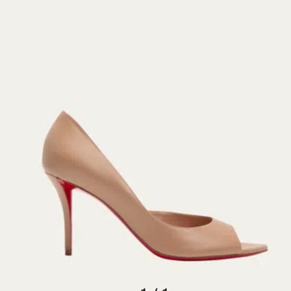 NWT Christian Louboutin OPEN APOSTROPHA  38.5